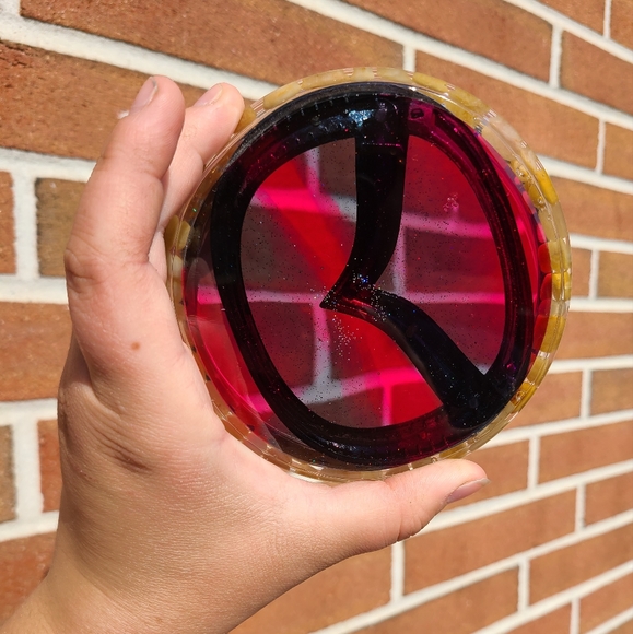 Epoxy Resin Dish | Small - Picture 5 of 7